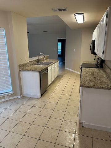 4648 Archer Drive, The Colony, TX 75056
