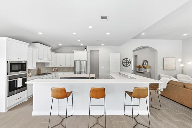 101 Catani LOOP, Georgetown, TX 78628