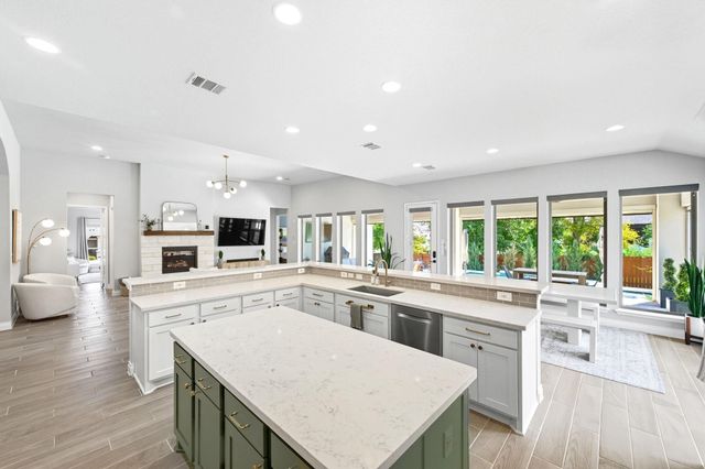 101 Catani LOOP, Georgetown, TX 78628
