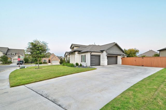 101 Catani LOOP, Georgetown, TX 78628