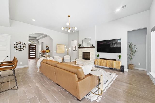101 Catani LOOP, Georgetown, TX 78628