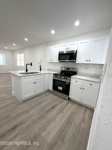 5602 LONG ST Street, Jacksonville, FL 32208
