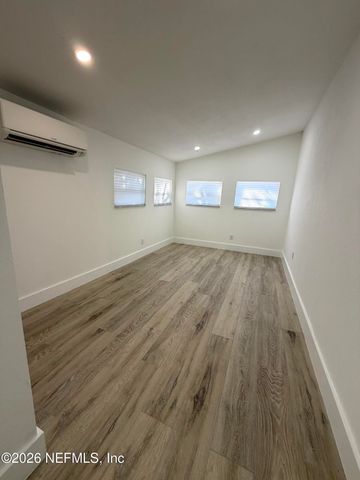 5602 LONG ST Street, Jacksonville, FL 32208