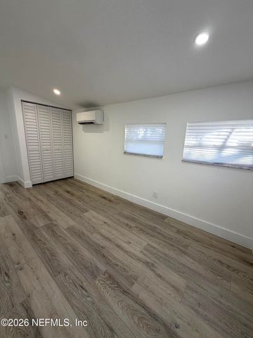 5602 LONG ST Street, Jacksonville, FL 32208