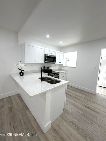 5602 LONG ST Street, Jacksonville, FL 32208