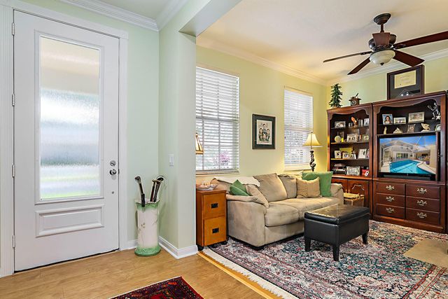 118 Middlebury Drive, Jupiter, FL 33458