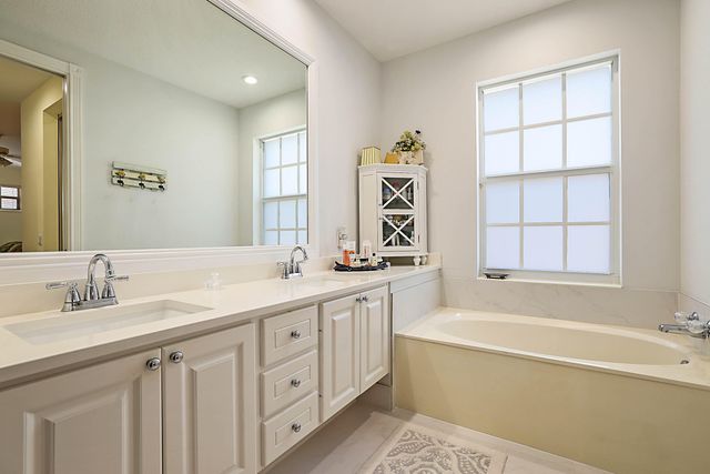 118 Middlebury Drive, Jupiter, FL 33458