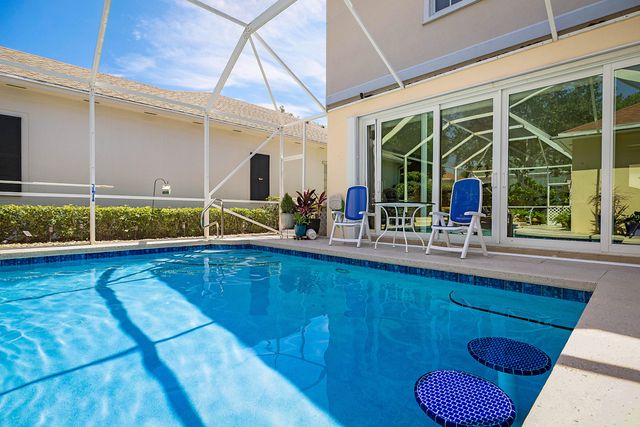 118 Middlebury Drive, Jupiter, FL 33458