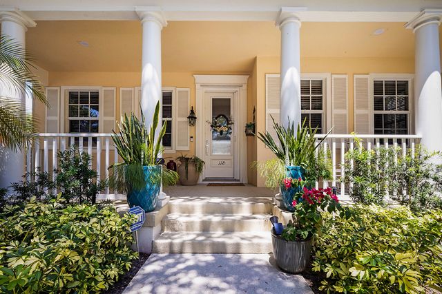 118 Middlebury Drive, Jupiter, FL 33458