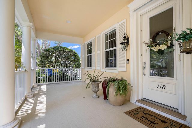 118 Middlebury Drive, Jupiter, FL 33458