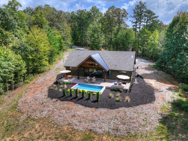 240 Whippoorwill Walk Road, Mineral Bluff, GA 30559