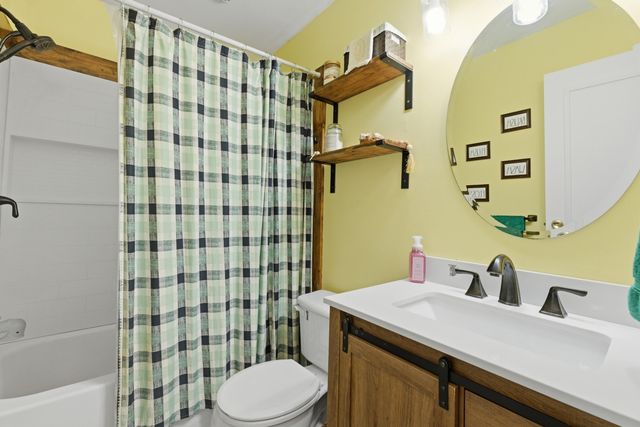 135 Sandy Drive, Moncks Corner, SC 29461