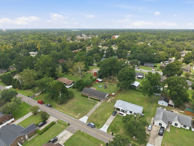 135 Sandy Drive, Moncks Corner, SC 29461