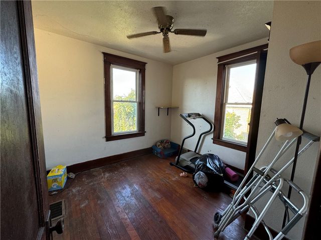 1413 Summit Ave, Monessen, PA 15062