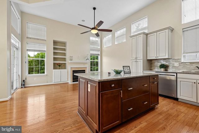 12975 DUNBARTON DR, Bristow, VA 20136