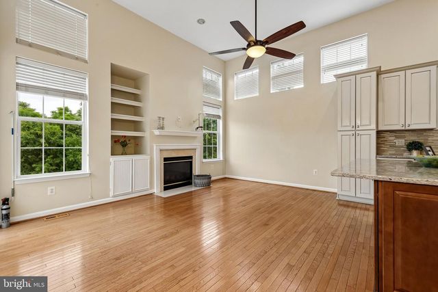 12975 DUNBARTON DR, Bristow, VA 20136