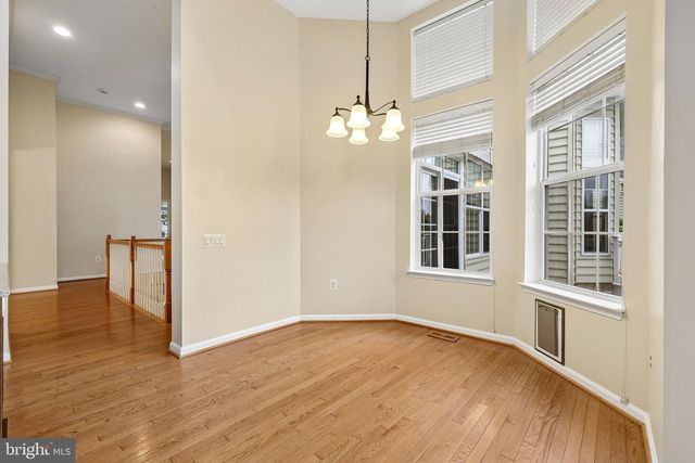 12975 DUNBARTON DR, Bristow, VA 20136
