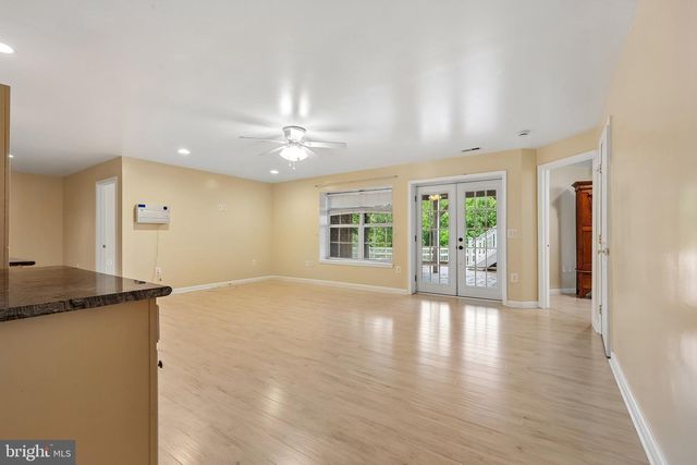 12975 DUNBARTON DR, Bristow, VA 20136