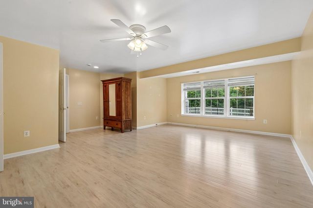 12975 DUNBARTON DR, Bristow, VA 20136