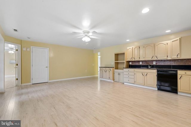 12975 DUNBARTON DR, Bristow, VA 20136