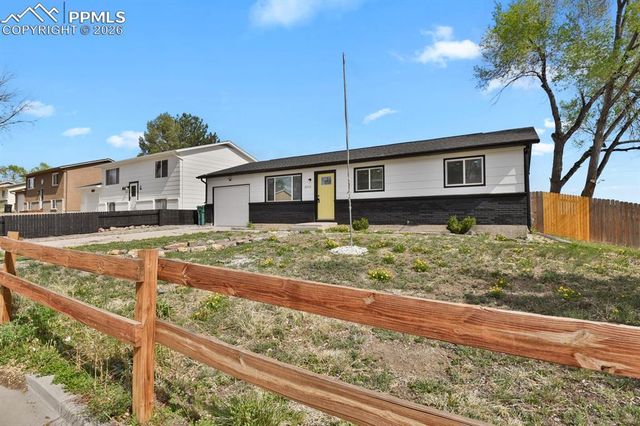 3515 Darkwood Place, Colorado Springs, CO 80910