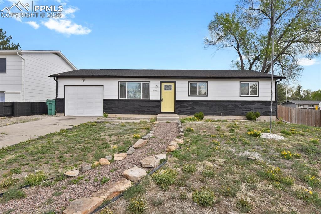 3515 Darkwood Place, Colorado Springs, CO 80910