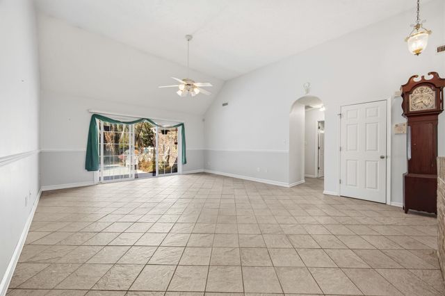 29 Pine Valley Ln., Surfside Beach, SC 29575