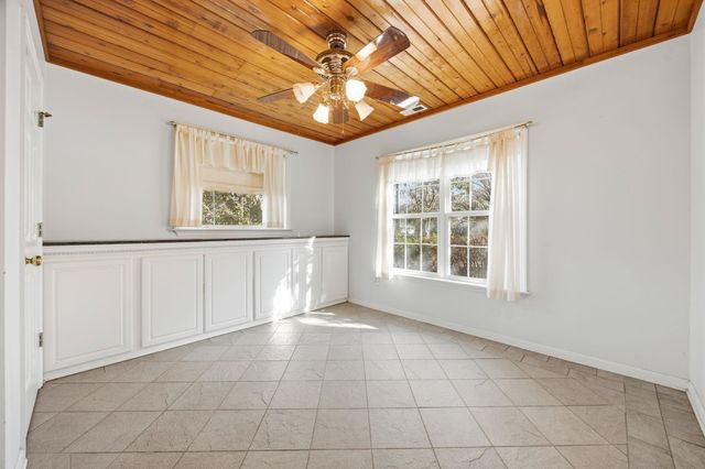 29 Pine Valley Ln., Surfside Beach, SC 29575