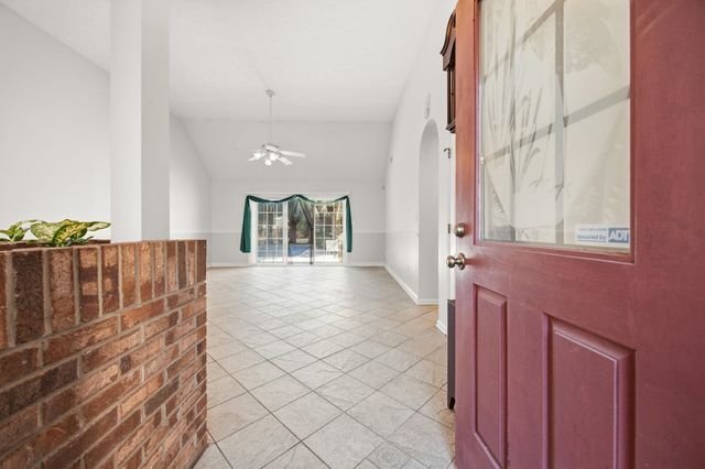 29 Pine Valley Ln., Surfside Beach, SC 29575