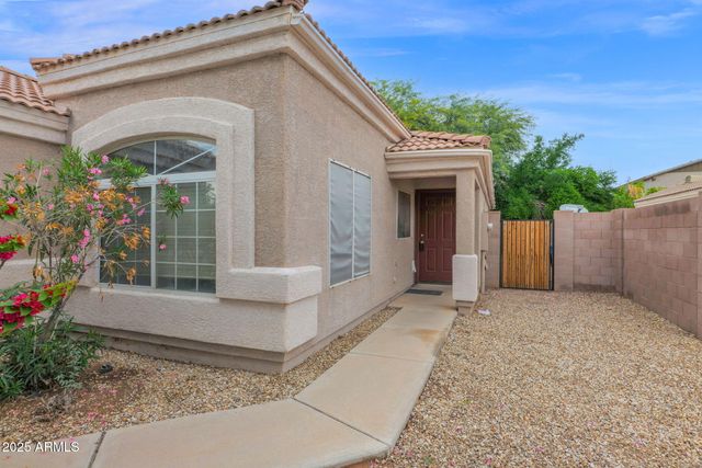 882 E MONTEREY Street, Chandler, AZ 85225