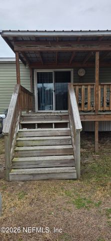 9737 CLINTON Avenue, Glen St. Mary, FL 32040