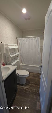 9737 CLINTON Avenue, Glen St. Mary, FL 32040