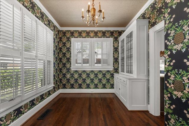 4720 Collinwood Avenue, Fort Worth, TX 76107