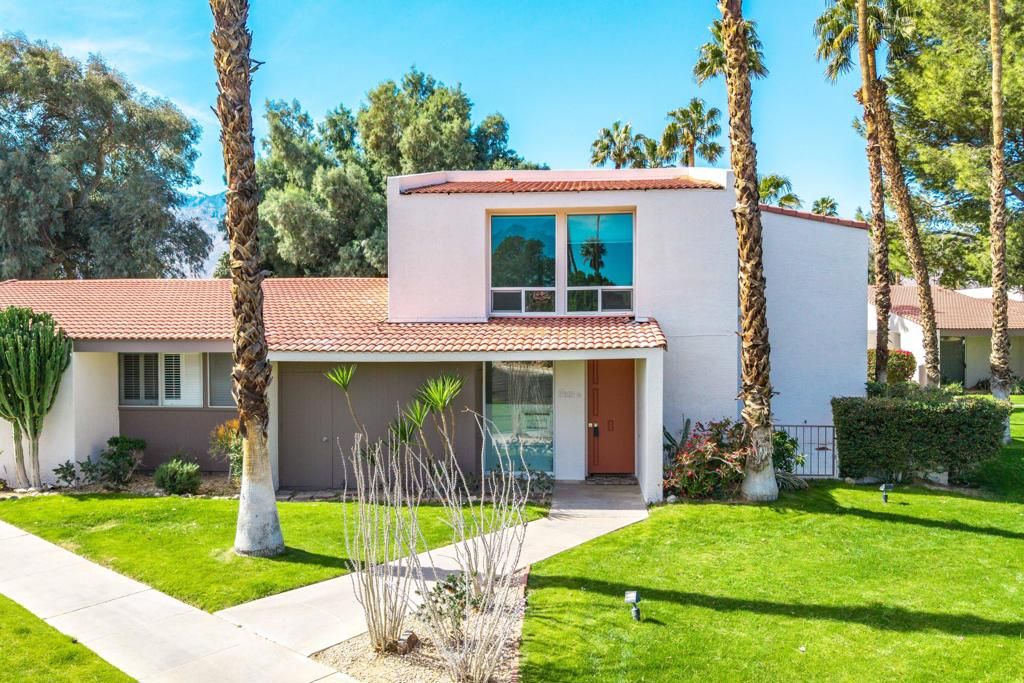 2521 N Whitewater Club Drive A, Palm Springs, CA 92262
