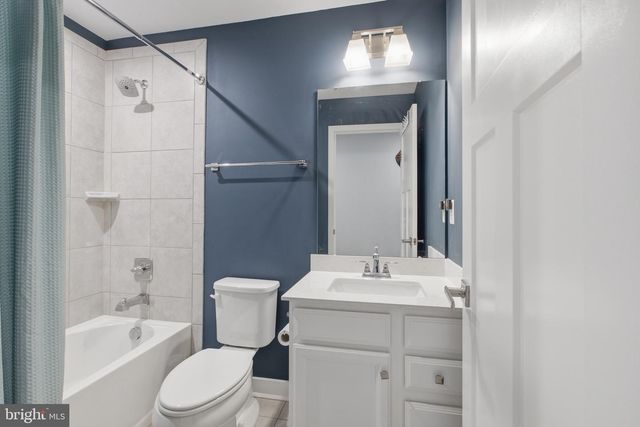 215 FELIX DR, Newark, DE 19713