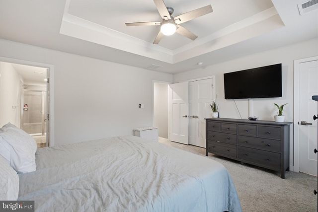215 FELIX DR, Newark, DE 19713