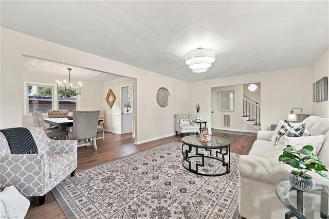 957 Edwin DR, Virginia Beach, VA 23464