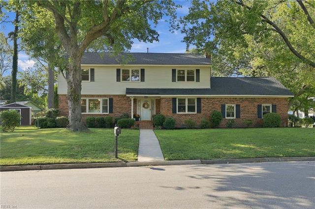 957 Edwin DR, Virginia Beach, VA 23464