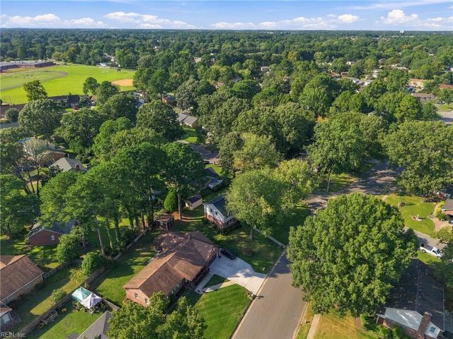 957 Edwin DR, Virginia Beach, VA 23464