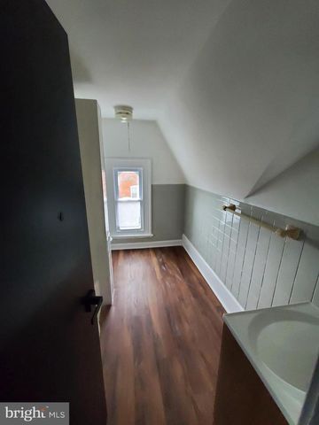 404 N CHARLOTTE ST, Pottstown, PA 19464