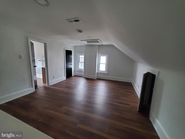 404 N CHARLOTTE ST, Pottstown, PA 19464