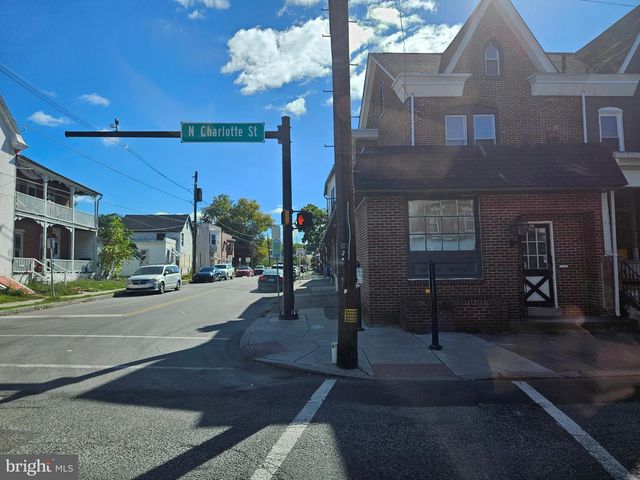 404 N CHARLOTTE ST, Pottstown, PA 19464