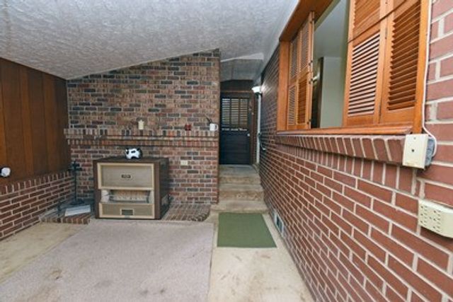 33 Dover Road, Blairsville, GA 30512