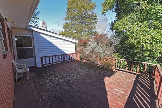 33 Dover Road, Blairsville, GA 30512