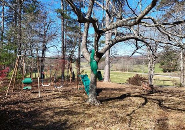 33 Dover Road, Blairsville, GA 30512