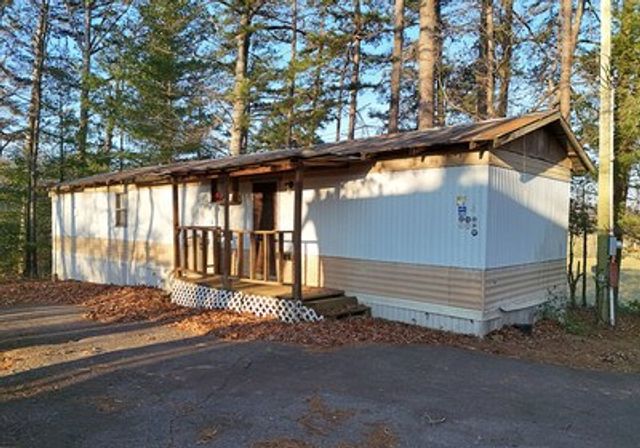 33 Dover Road, Blairsville, GA 30512