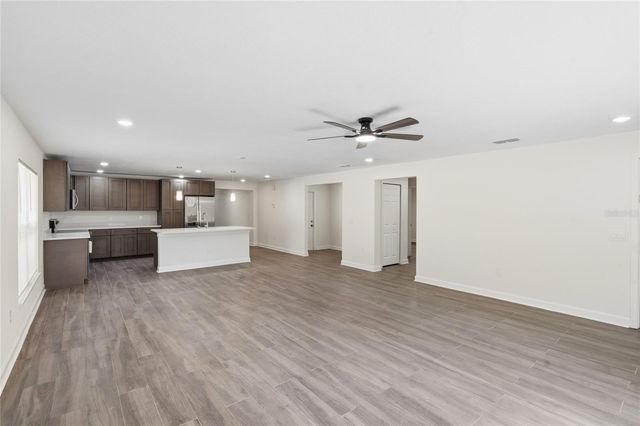 740 S WASHINGTON AVENUE, Apopka, FL 32703