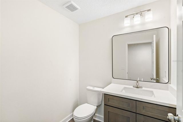 740 S WASHINGTON AVENUE, Apopka, FL 32703