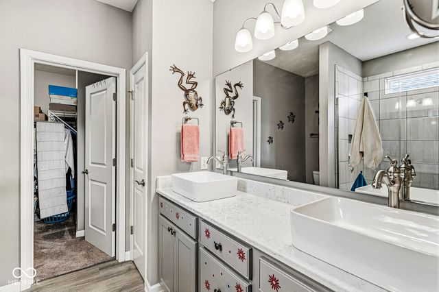 7202 Wooden Grange Drive, Indianapolis, IN 46259