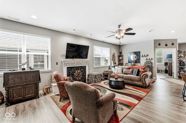 7202 Wooden Grange Drive, Indianapolis, IN 46259